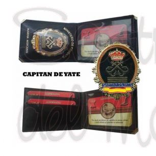 Cartera con placa Capitn de Yate